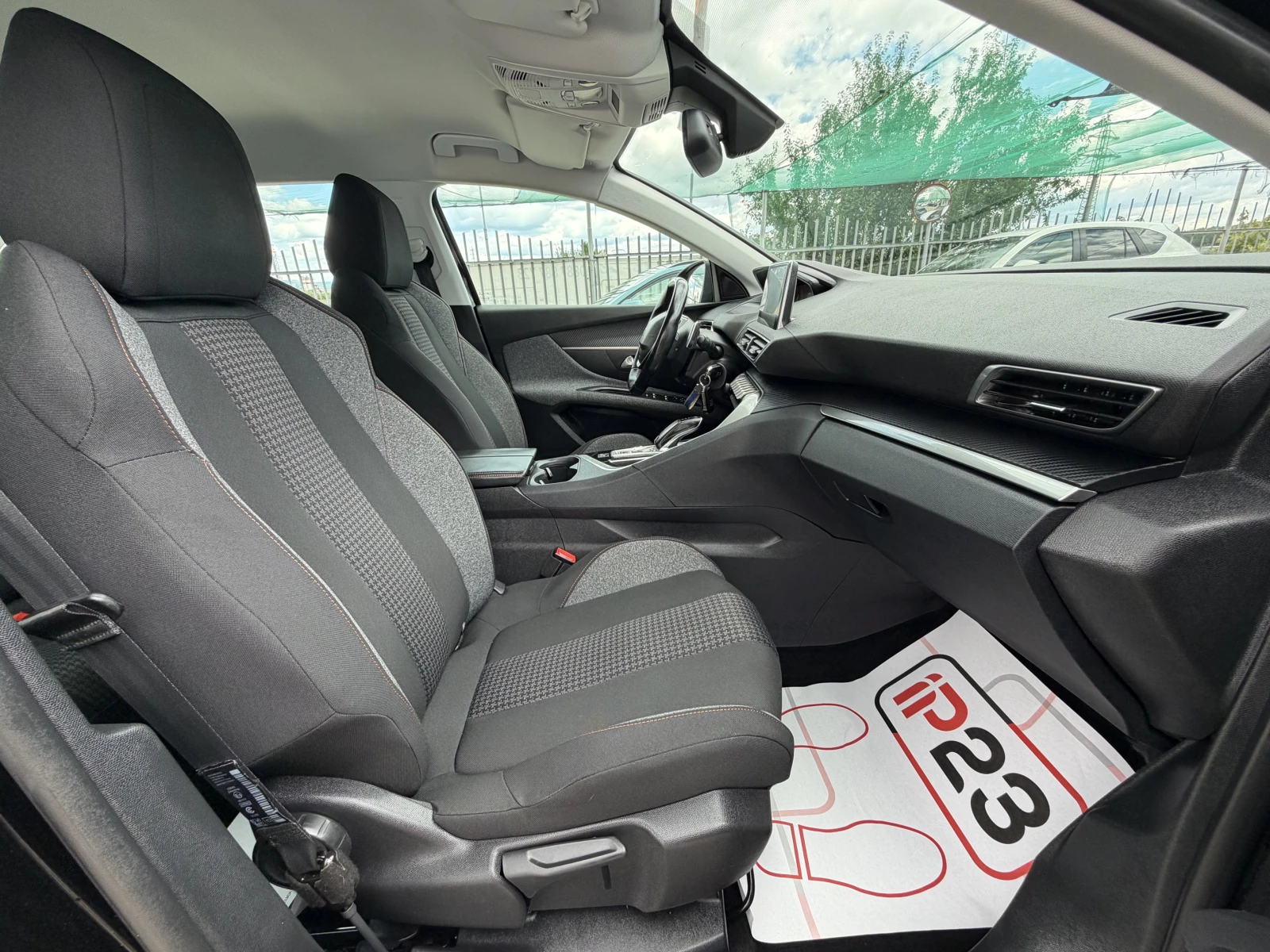 Peugeot 3008 ������* �������* Apple* CarPlay* �������* �������* | Mobile.bg � ����������� 12