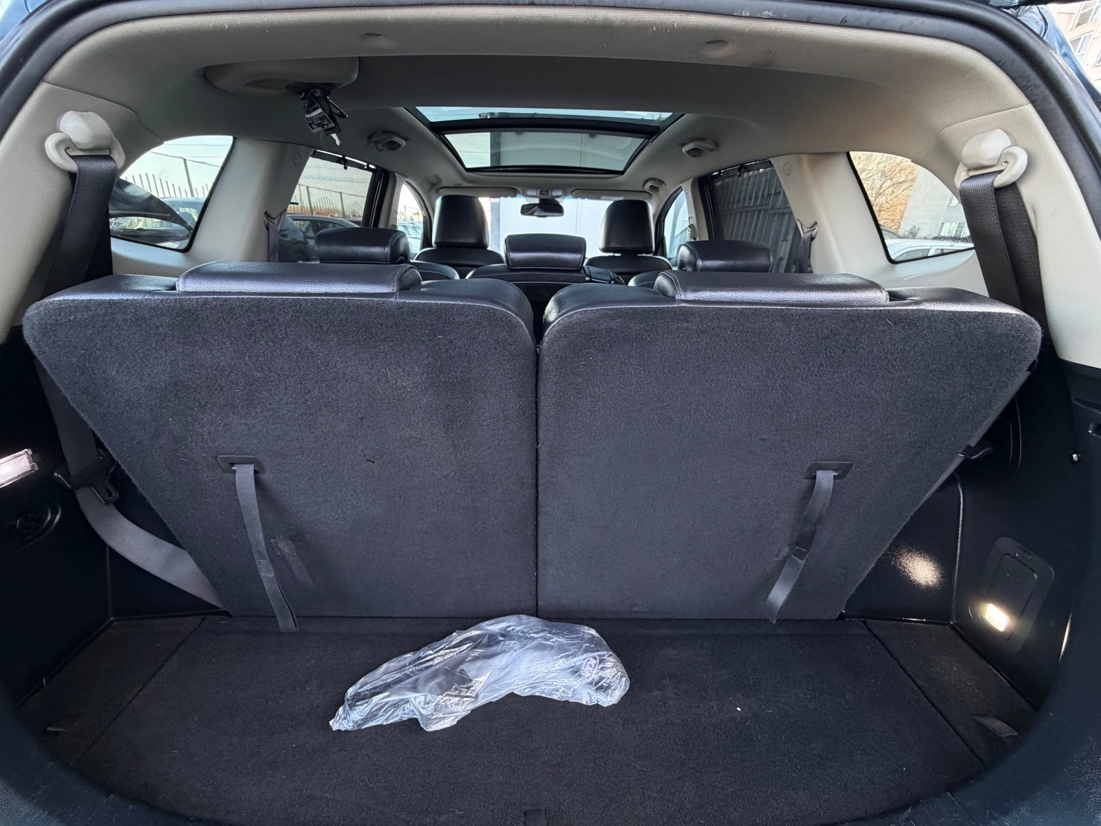 Kia Carens 1.6* Бензин* 2017год.* 7Местен* ЕВРО* 6* * * , снимка 17 - Автомобили и джипове - 53769723