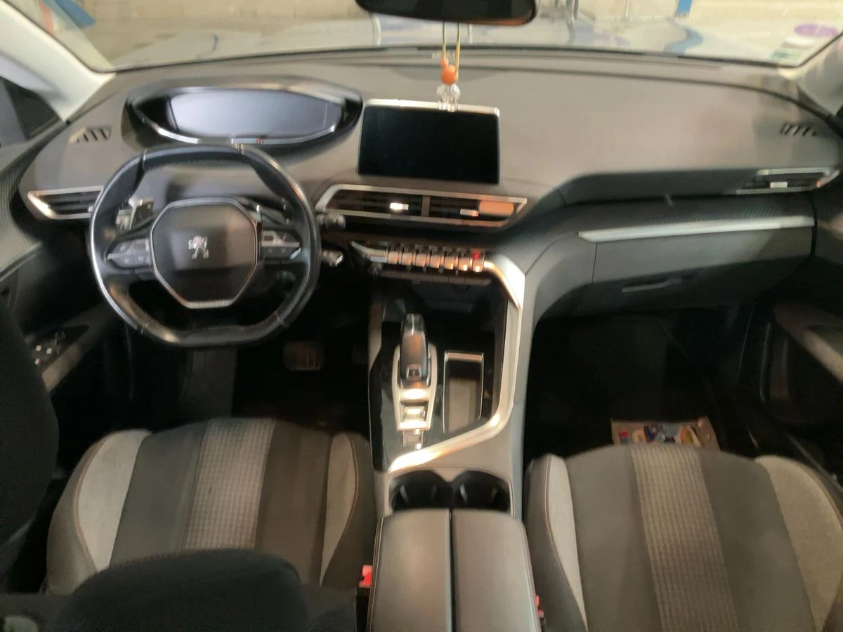Peugeot 3008 БЕНЗИН* АВТОМАТИК* Apple* CarPlay* ОЧАКВАН* ВНОС* , снимка 9 - Автомобили и джипове - 53769723