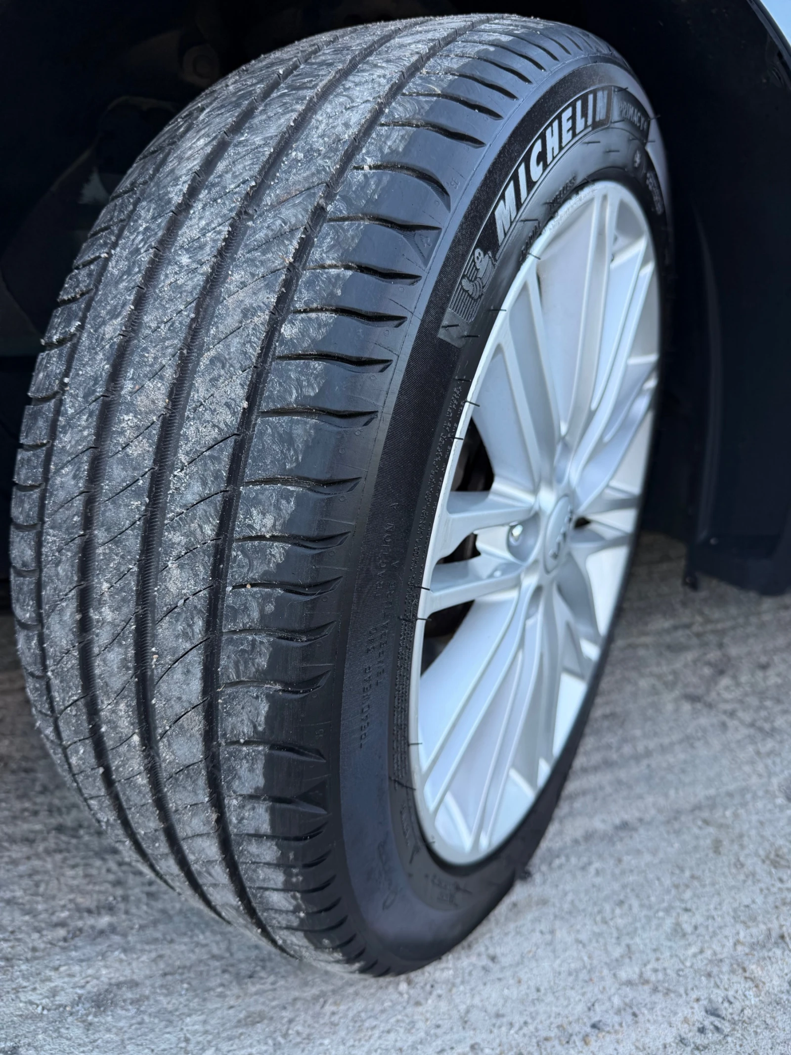 Kia Carens 1.6* Бензин* 2017год.* 7Местен* ЕВРО* 6* * * , снимка 9 - Автомобили и джипове - 53769723