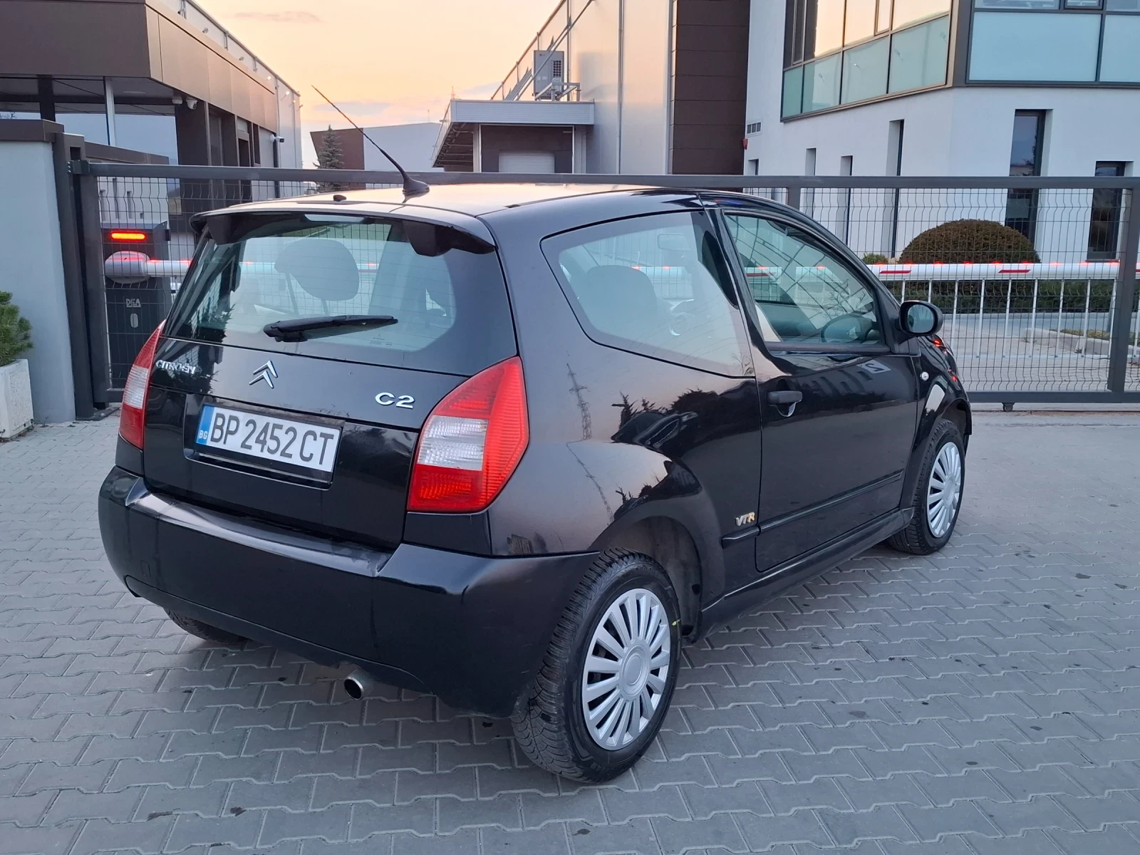 Citroen C2 1.6i* (109��)* * VTR* * 157000* * ��� ����* *  | Mobile.bg � ����������� 13