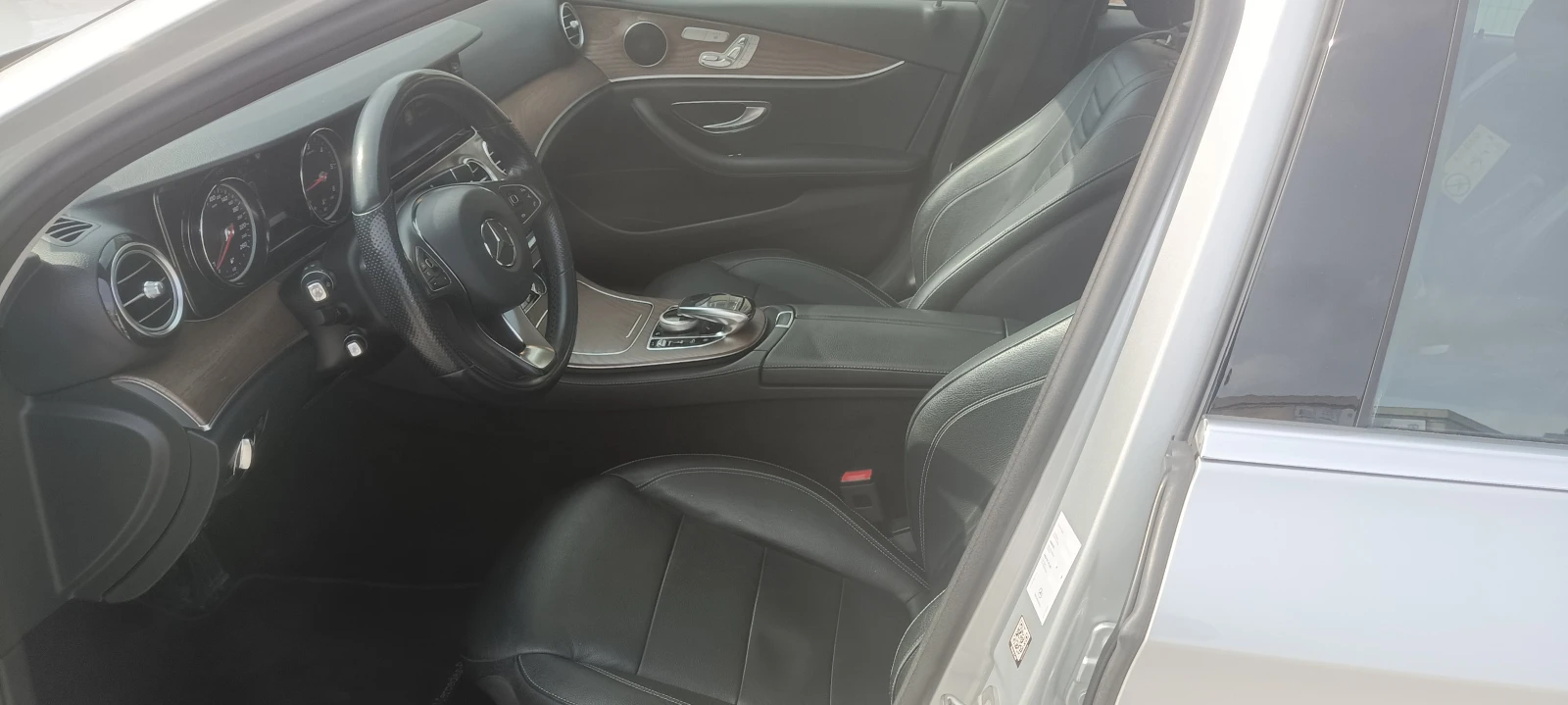 Mercedes-Benz E 220, снимка 16 - Автомобили и джипове - 53921120