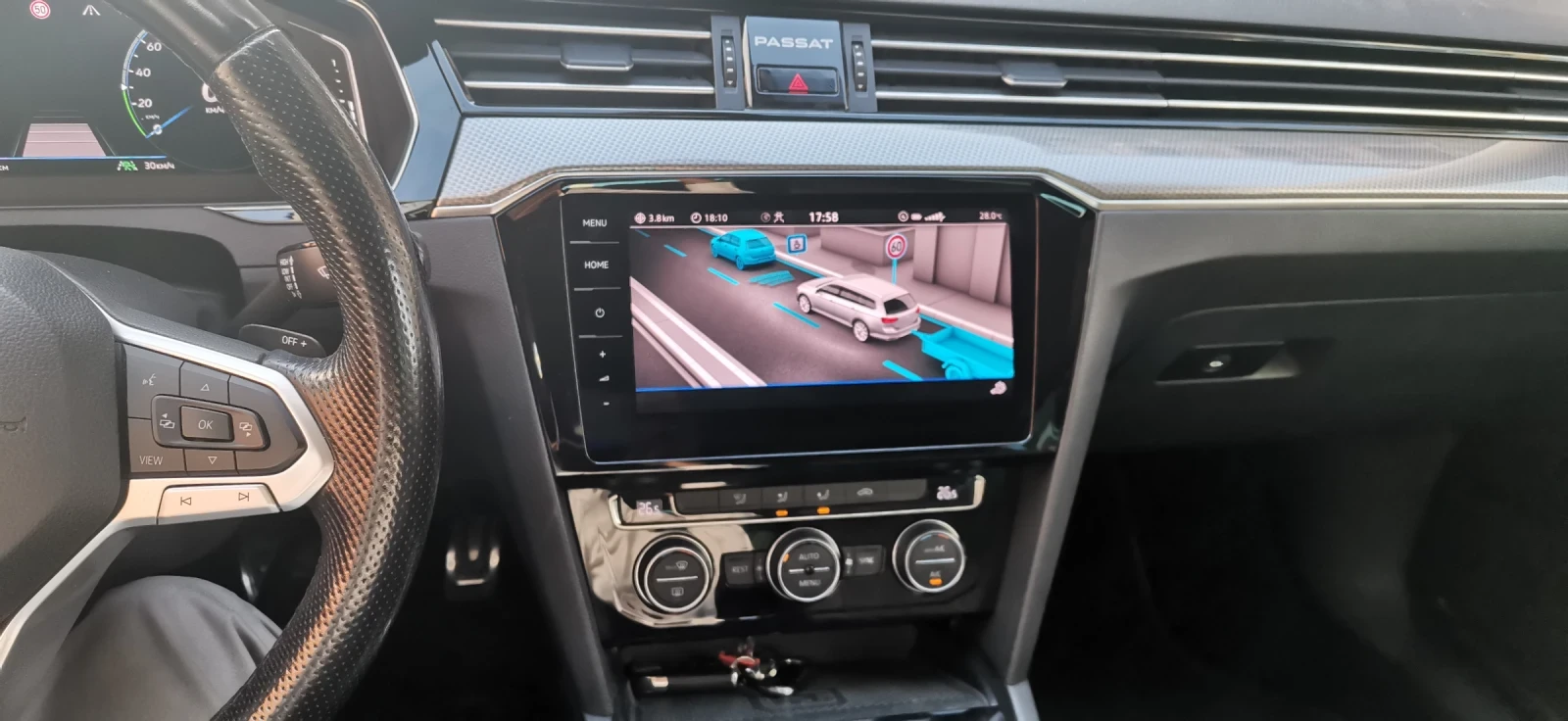 VW Passat Alltrack B8.5, сервизиран в Porsche, снимка 17 - Автомобили и джипове - 54153841