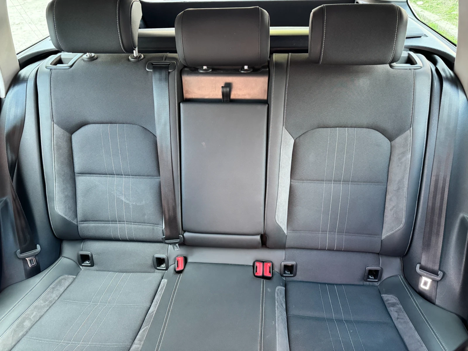 VW Passat Alltrack B8.5, сервизиран в Porsche, снимка 10 - Автомобили и джипове - 54153841