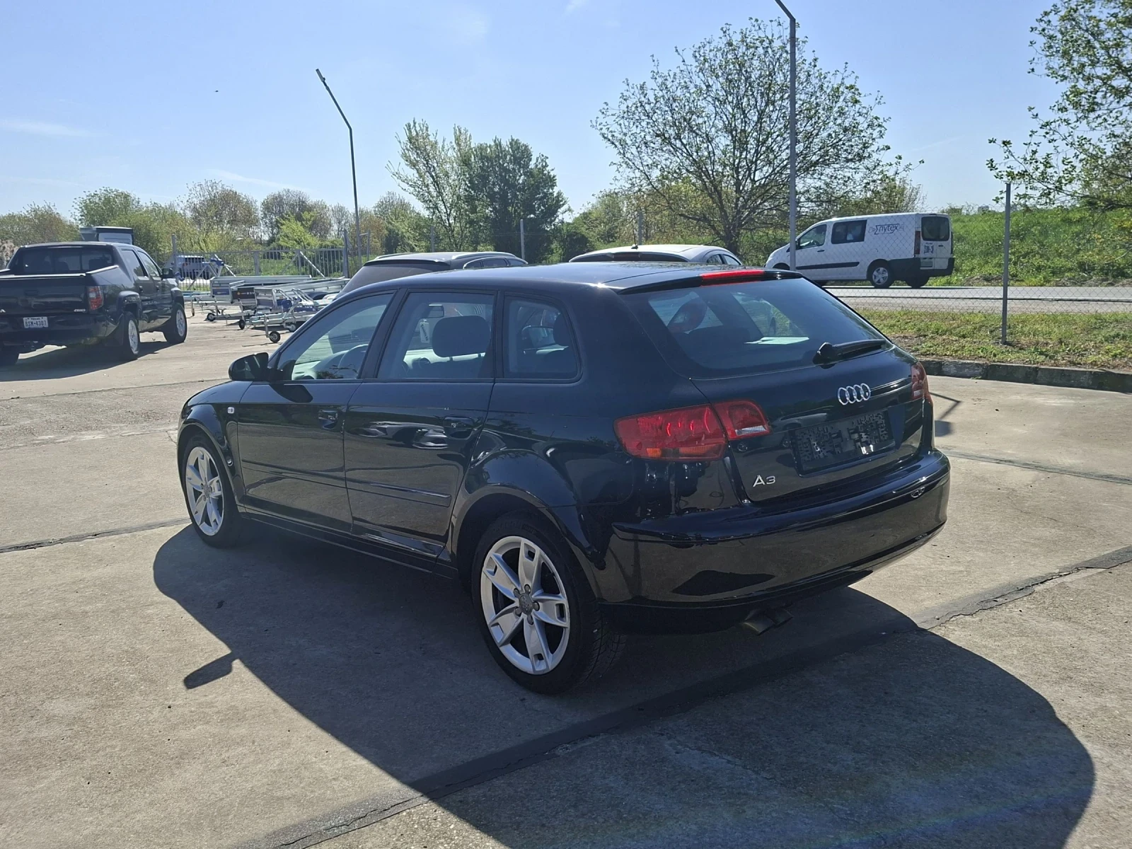 Audi A3 2.0TDi Sportback, снимка 3 - Автомобили и джипове - 54331552