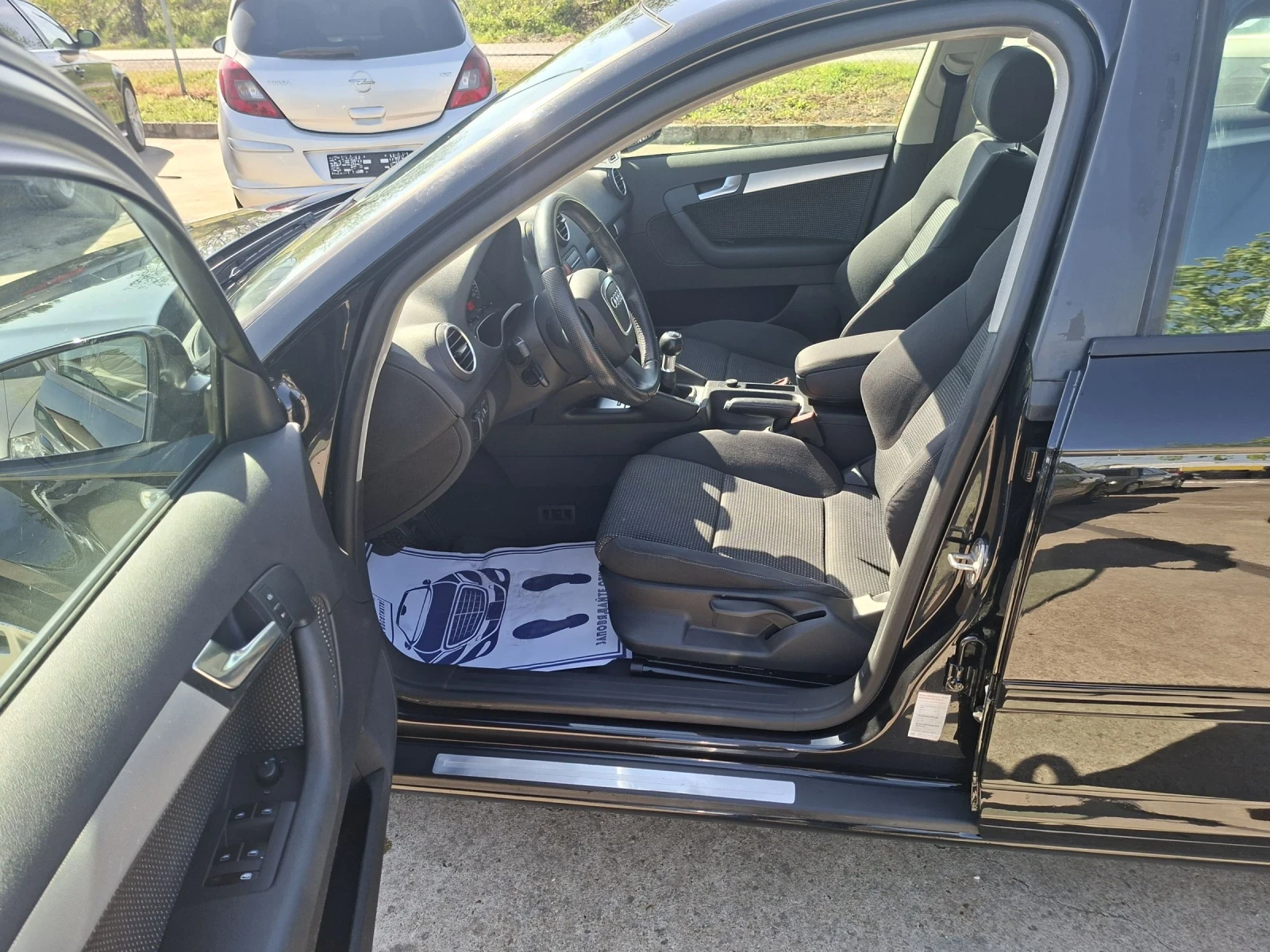 Audi A3 2.0TDi Sportback, снимка 10 - Автомобили и джипове - 54331552