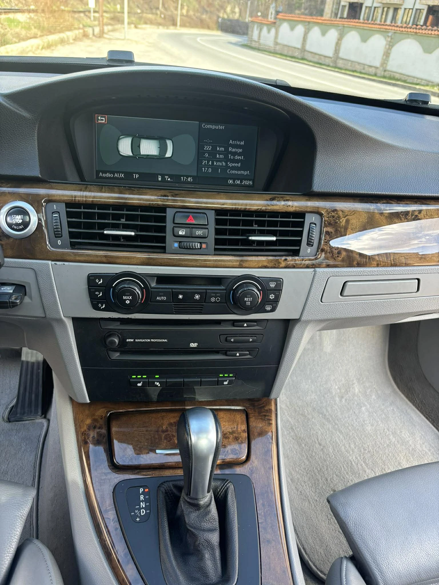 BMW 330, снимка 9 - Автомобили и джипове - 54369778