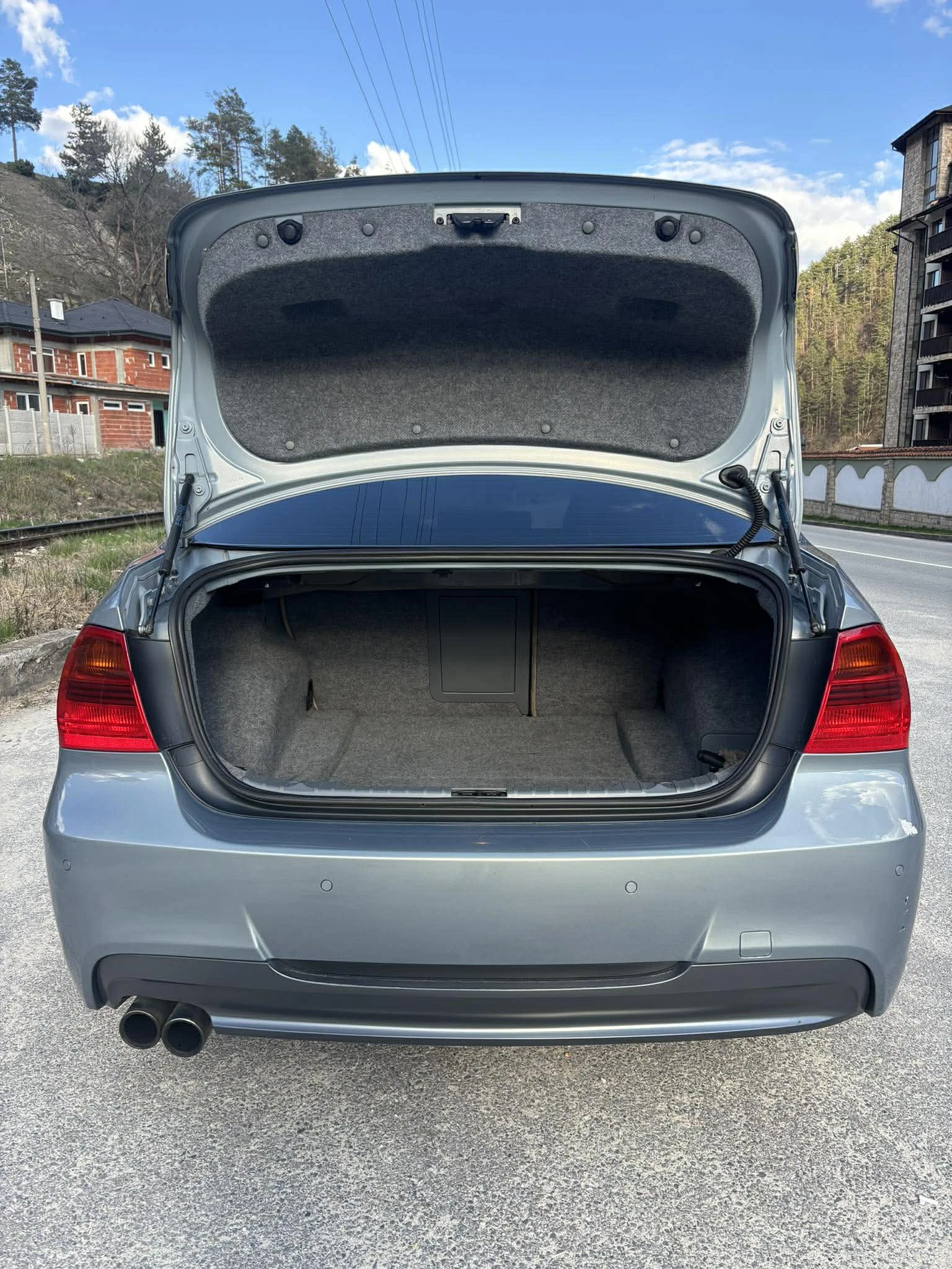 BMW 330, снимка 6 - Автомобили и джипове - 54369778