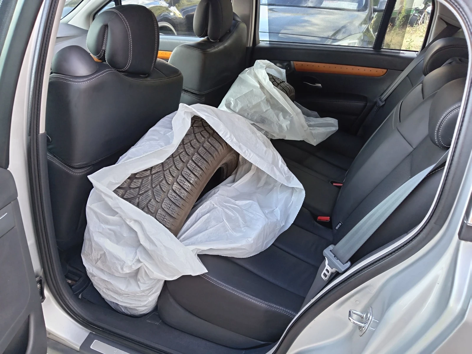 Renault Vel satis 3.0 Diesel Automatic, снимка 15 - Автомобили и джипове - 54402273