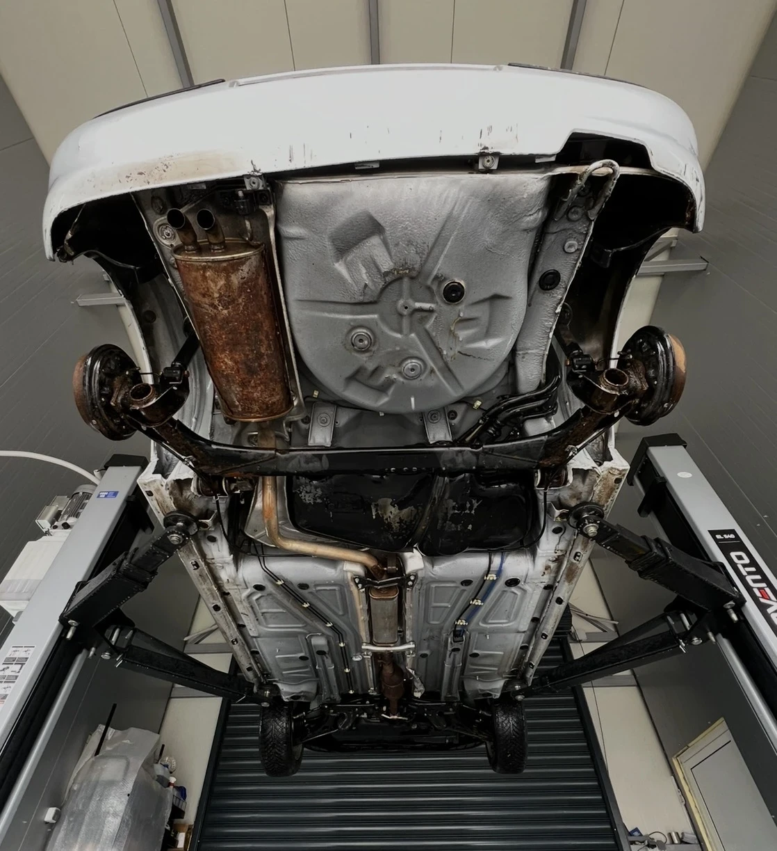 VW Polo 1.9 SDI, снимка 14 - Автомобили и джипове - 54554195