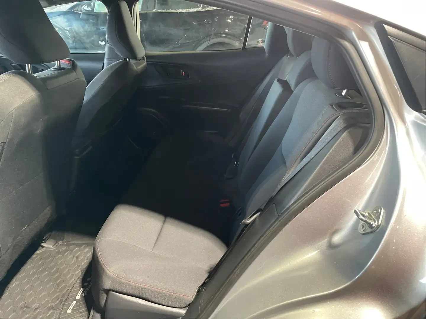 Toyota Prius Prius Prime, снимка 10 - Автомобили и джипове - 54836645