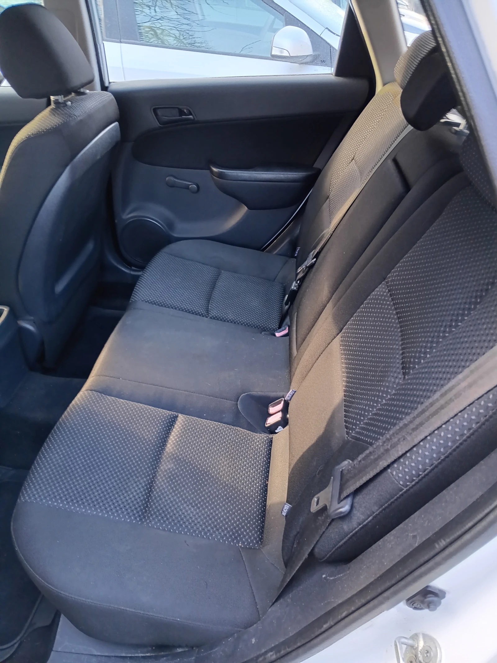 Hyundai I30 CW LPG, снимка 13 - Автомобили и джипове - 54855140