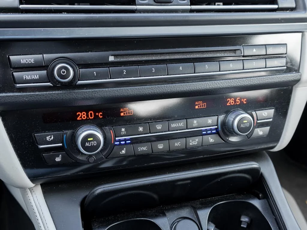 BMW M5 Bang & Olufsen/ HUD/ PANO/ ОБДУХВАНЕ/             , снимка 15 - Автомобили и джипове - 55394617