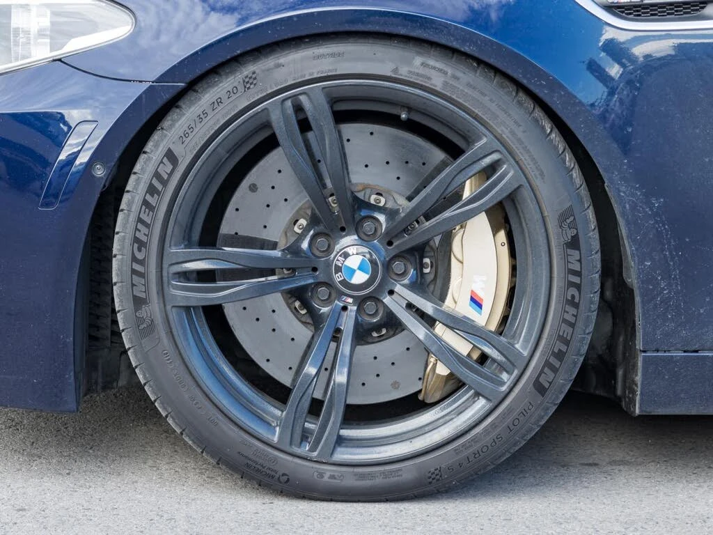 BMW M5 Bang & Olufsen/ HUD/ PANO/ ОБДУХВАНЕ/             , снимка 8 - Автомобили и джипове - 55394617