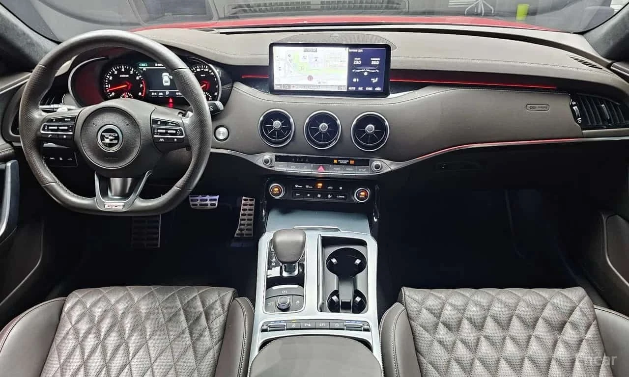 Kia Stinger * 3.3 GT Masters Turbo Package * ЦЕНА ДО БГ, снимка 8 - Автомобили и джипове - 56182640
