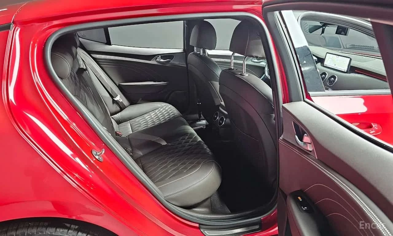 Kia Stinger * 3.3 GT Masters Turbo Package * ЦЕНА ДО БГ, снимка 17 - Автомобили и джипове - 56182640