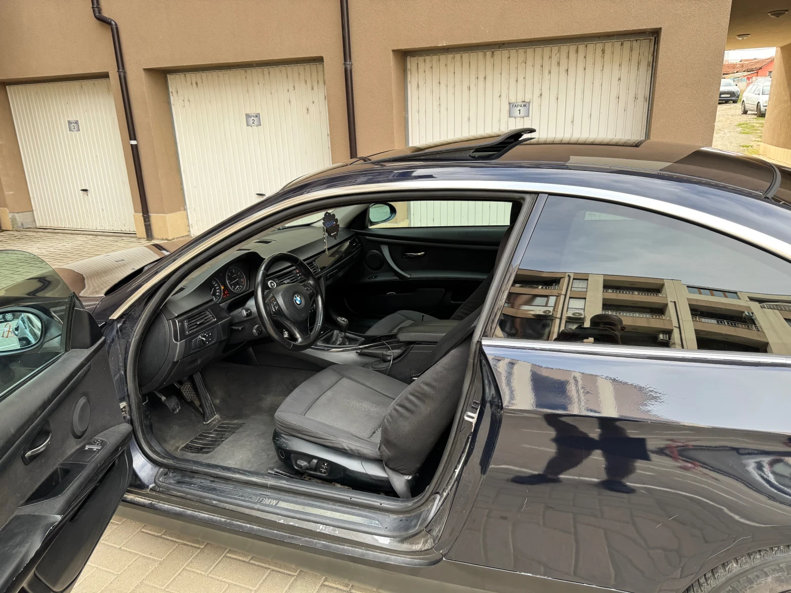 BMW 330 330 D, снимка 8 - Автомобили и джипове - 56253443