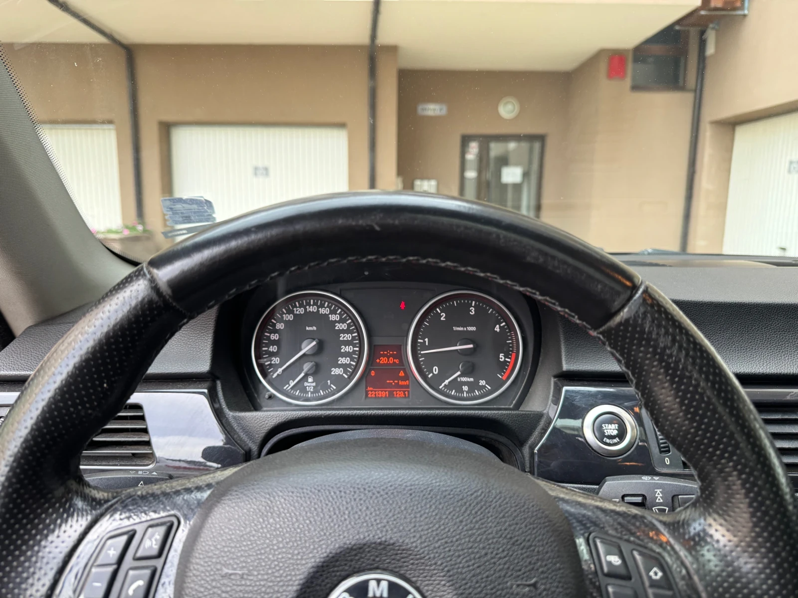 BMW 330 330 D, снимка 11 - Автомобили и джипове - 56253443
