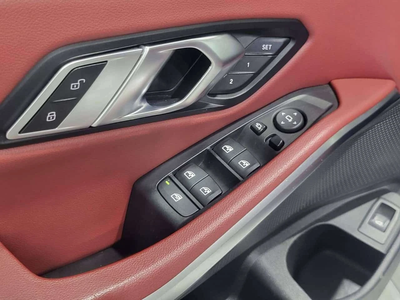 BMW 330 * 330i XDRIVE CUIR ROUGE TOIT OUVRANT CAM RECUL NA | Mobile.bg � ����������� 13