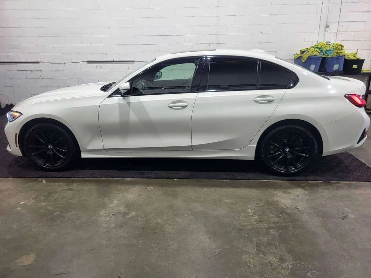 BMW 330 * 330i XDRIVE CUIR ROUGE TOIT OUVRANT CAM RECUL NA | Mobile.bg � ����������� 5