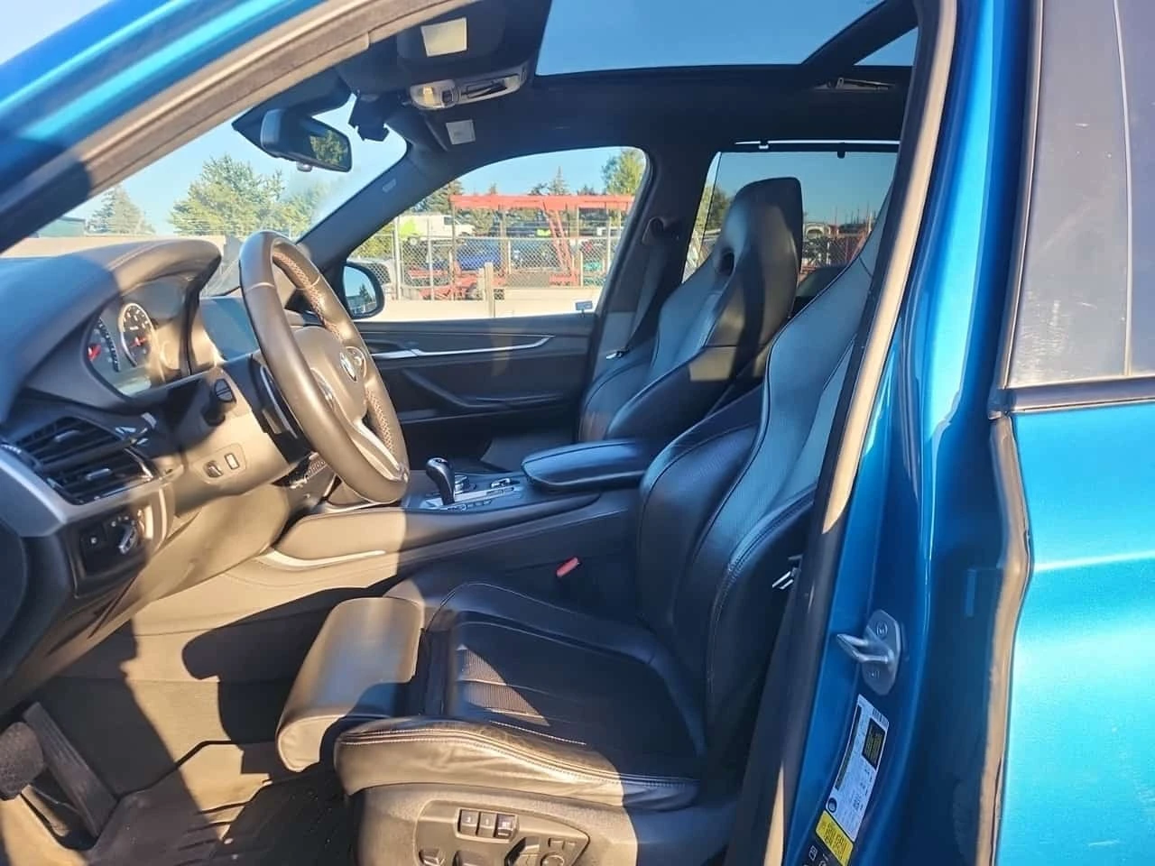 BMW X5M * AWD 4DR * CARFAX * , снимка 3 - Автомобили и джипове - 56661108