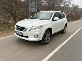 Toyota Rav4 2.2 ТОП КАТО НОВА, снимка 2