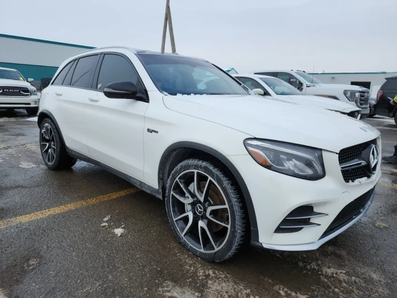 Mercedes-Benz GLC 43 AMG PANO* HEATED SEATS* MEMORY* Keyless, снимка 2 - Автомобили и джипове - 53344854