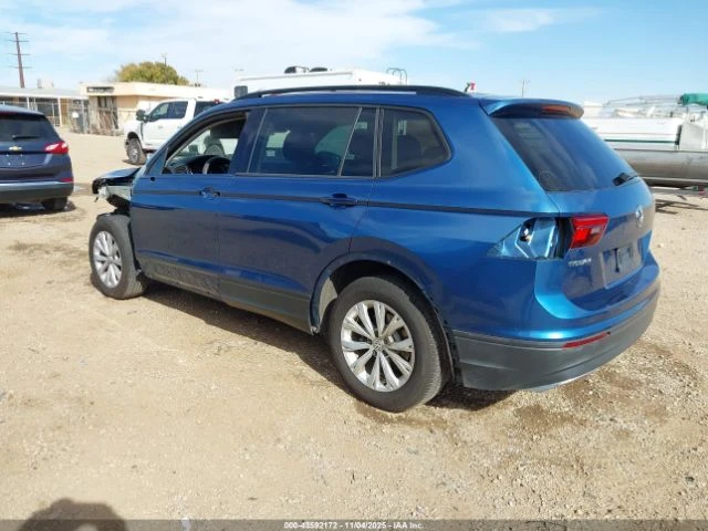 VW Tiguan 2.0T S, снимка 4 - Автомобили и джипове - 53141682