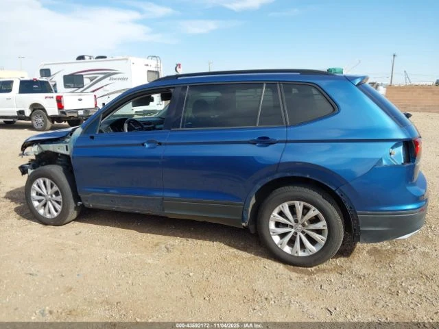 VW Tiguan 2.0T S, снимка 15 - Автомобили и джипове - 53141682
