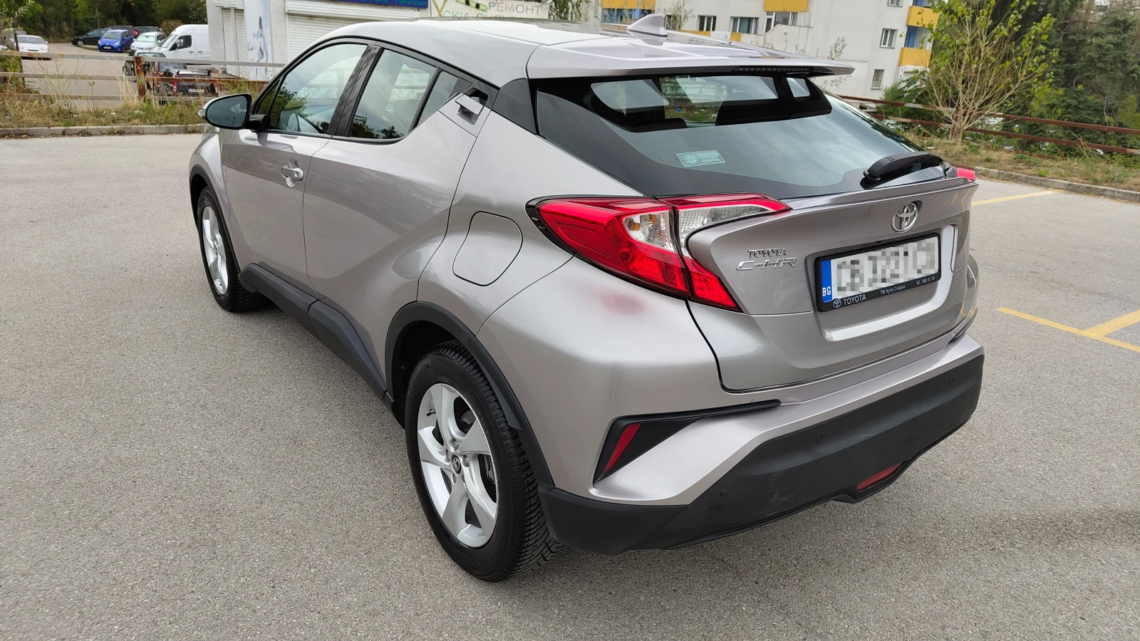 Toyota C-HR 1.2L Turbo - изображение 4