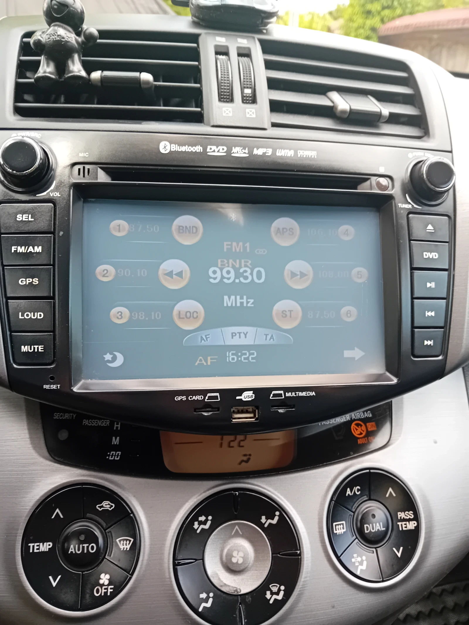 Toyota Rav4  D4D - изображение 7