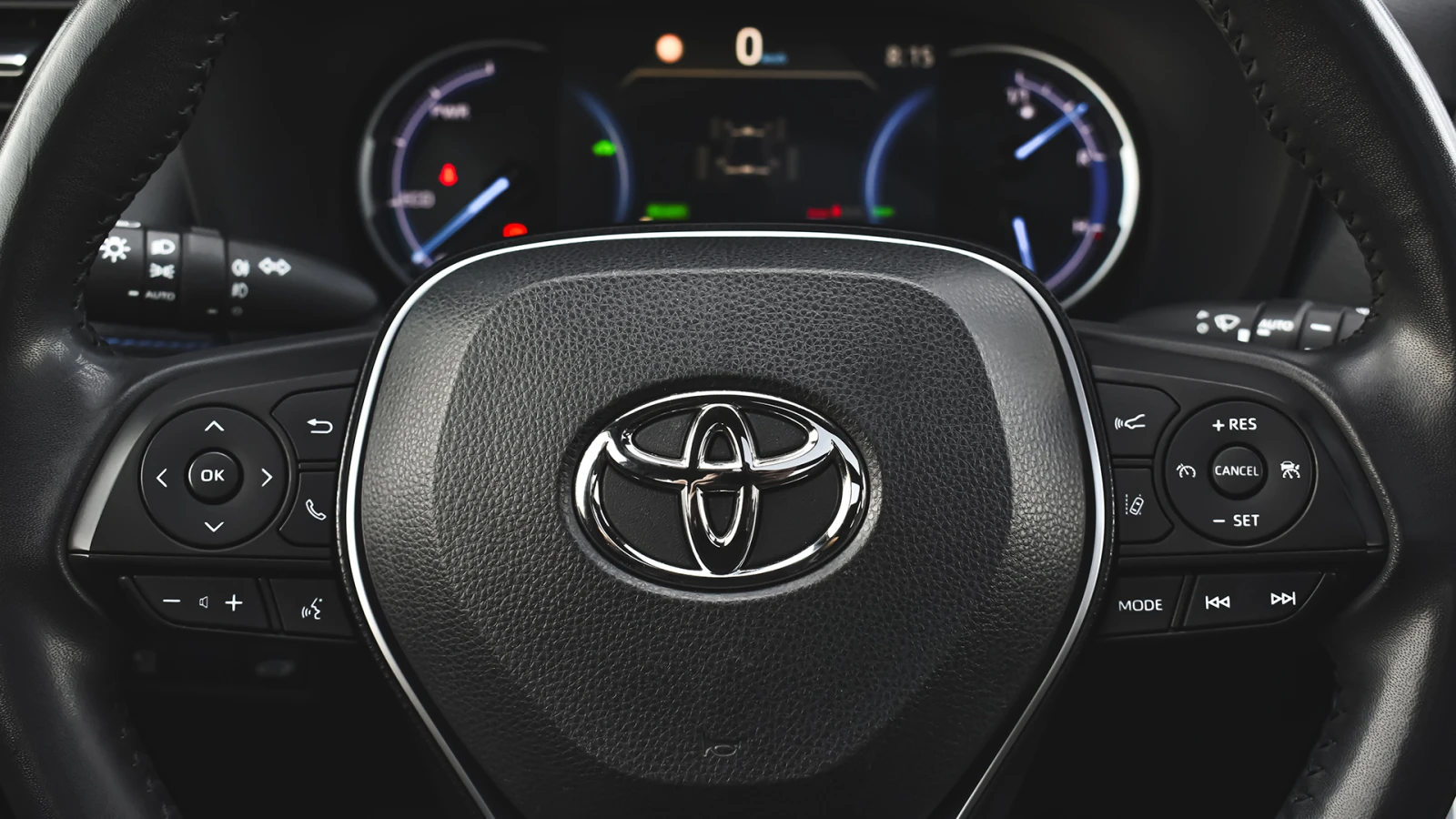 Toyota Rav4 2.5 Hybrid Style 4x4 Automatic - изображение 10