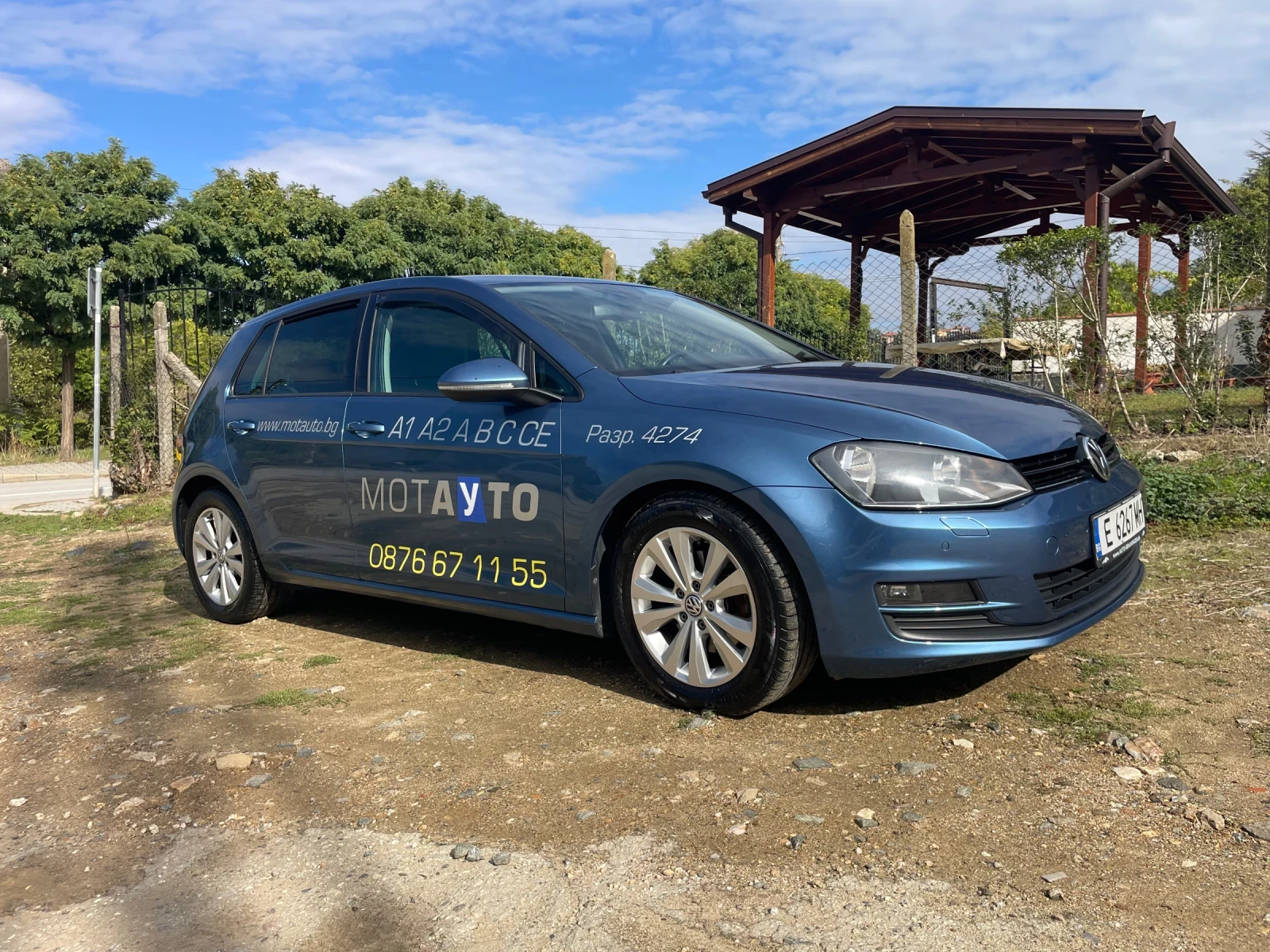 VW Golf 1.6tdi Camera* Navi* Podgrev | Mobile.bg   1