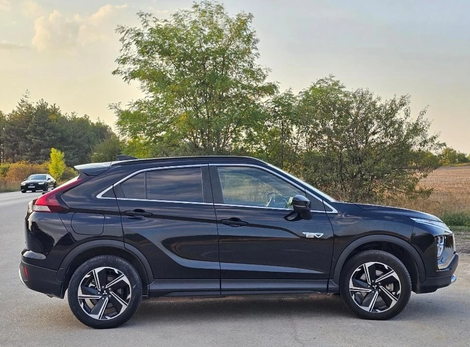 Mitsubishi Eclipse Cross PHEV Лична Кола - изображение 8