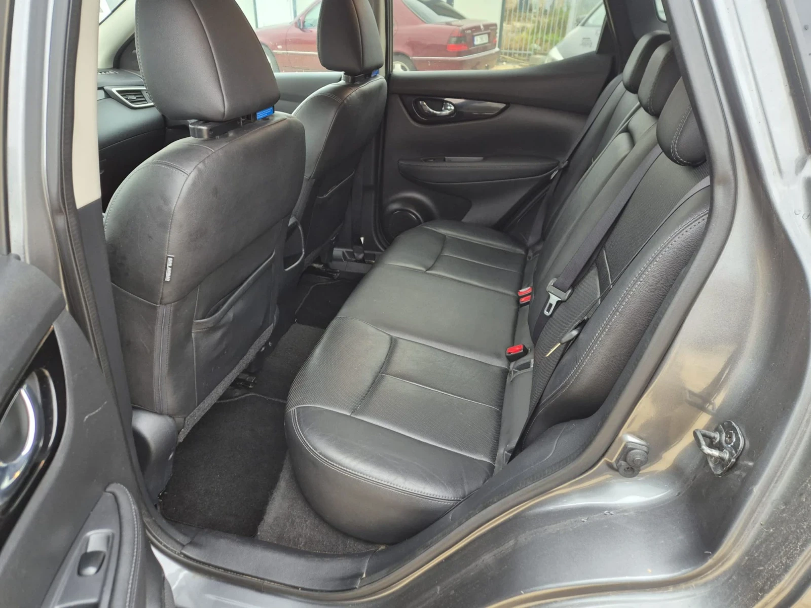 Nissan Qashqai 1.2i | Mobile.bg   12