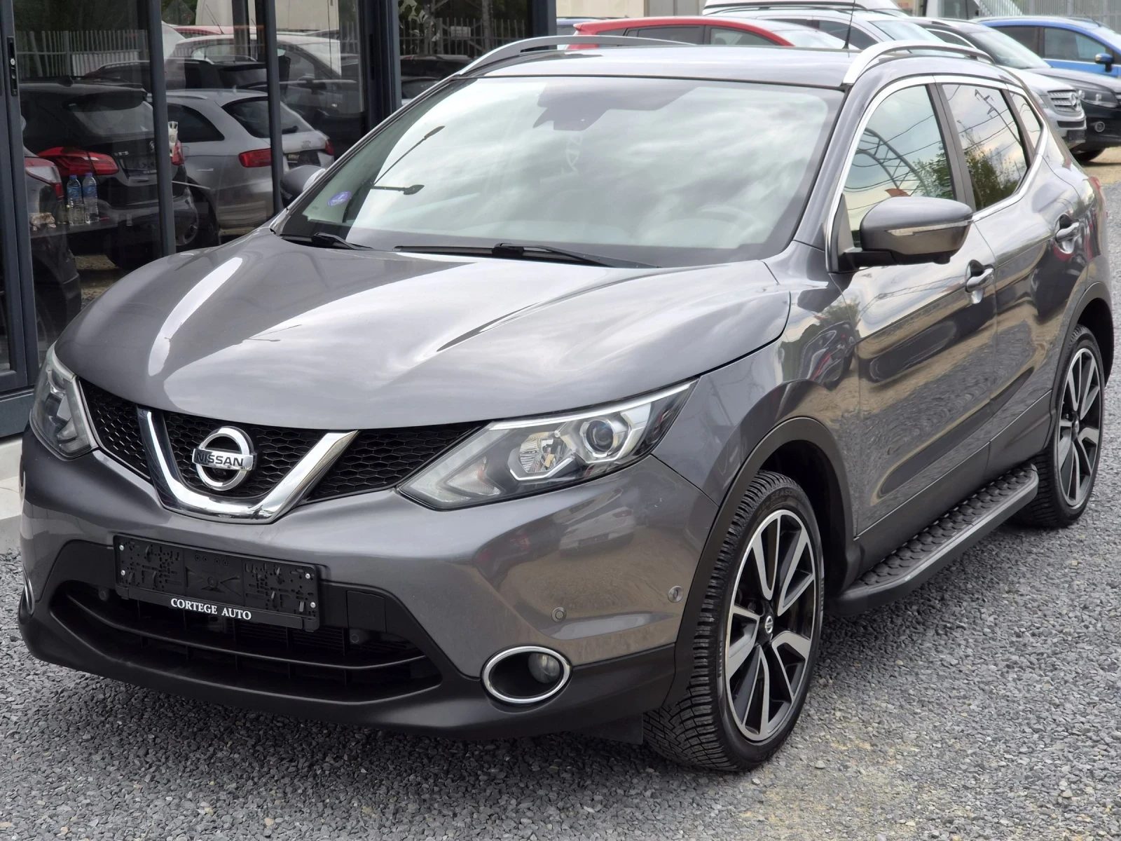 Nissan Qashqai 1.2i
