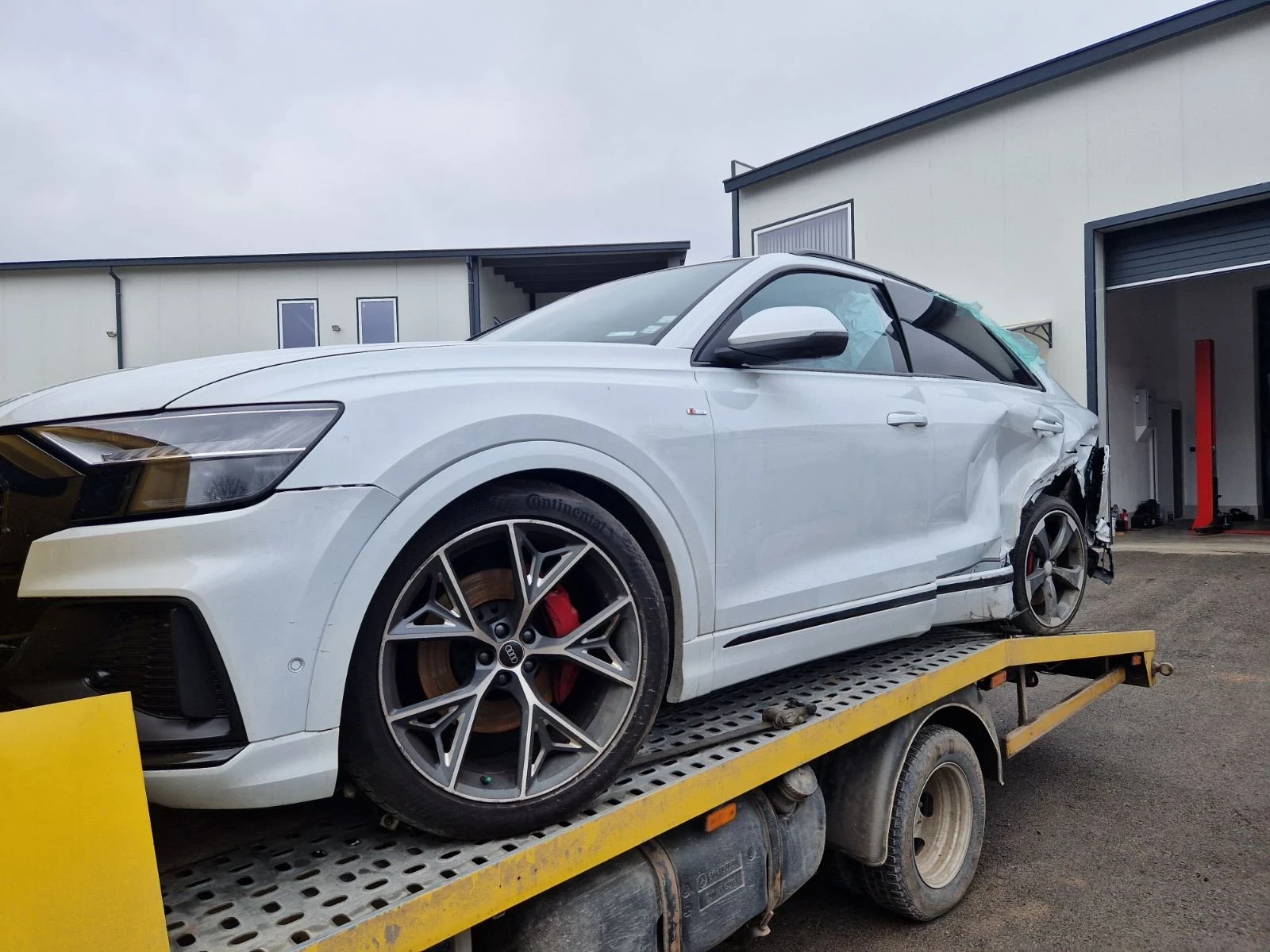 Audi Q8 3.0 TDI S-line 60000 km - изображение 2