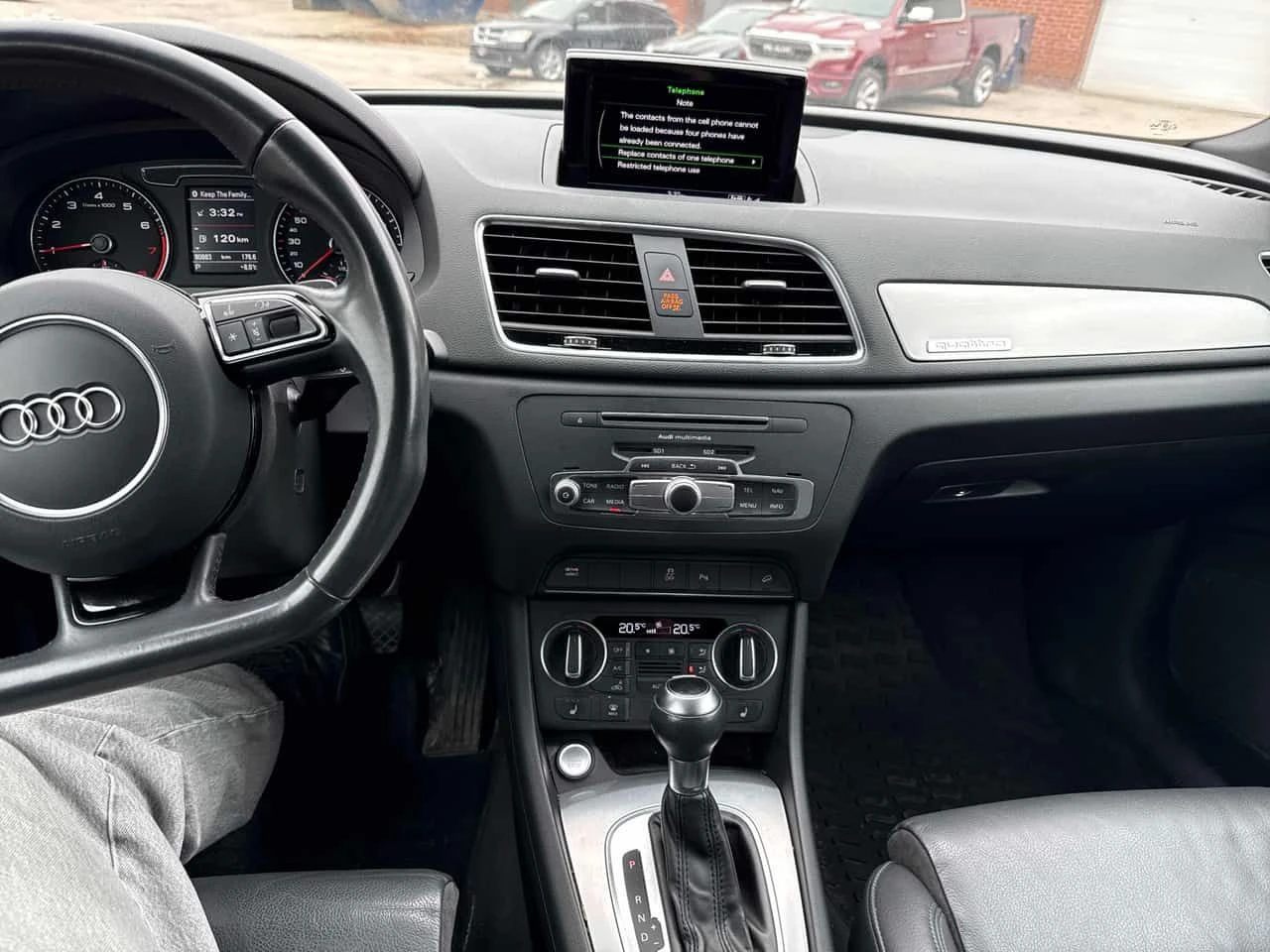 Audi Q3 * Progressiv * CARFAX * 2 КЛЮЧА * ПАНО * KEYLESS, снимка 9 - Автомобили и джипове - 54152985