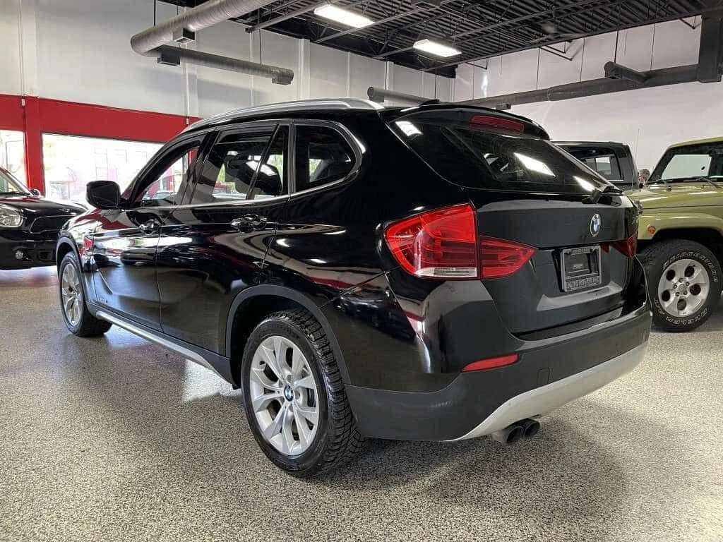 BMW X1 * 28i/X DRIVE/PANO ROOF/BLUETOOTH/ HEATED SEATS * , снимка 5 - Автомобили и джипове - 54894691