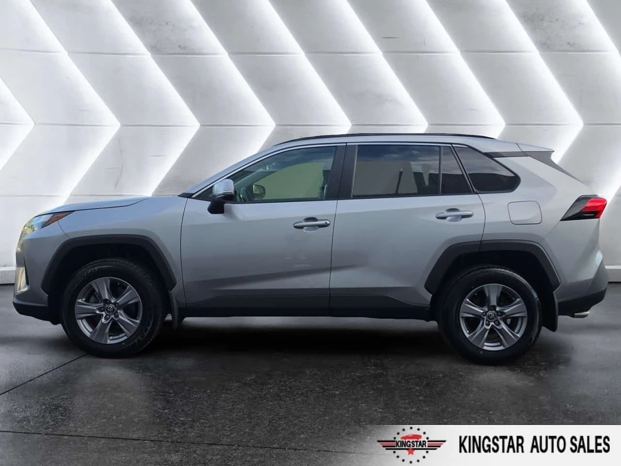 Toyota Rav4 * XLE AWD * CARFAX * ЦЕНА ДО БГ, снимка 4 - Автомобили и джипове - 55040350