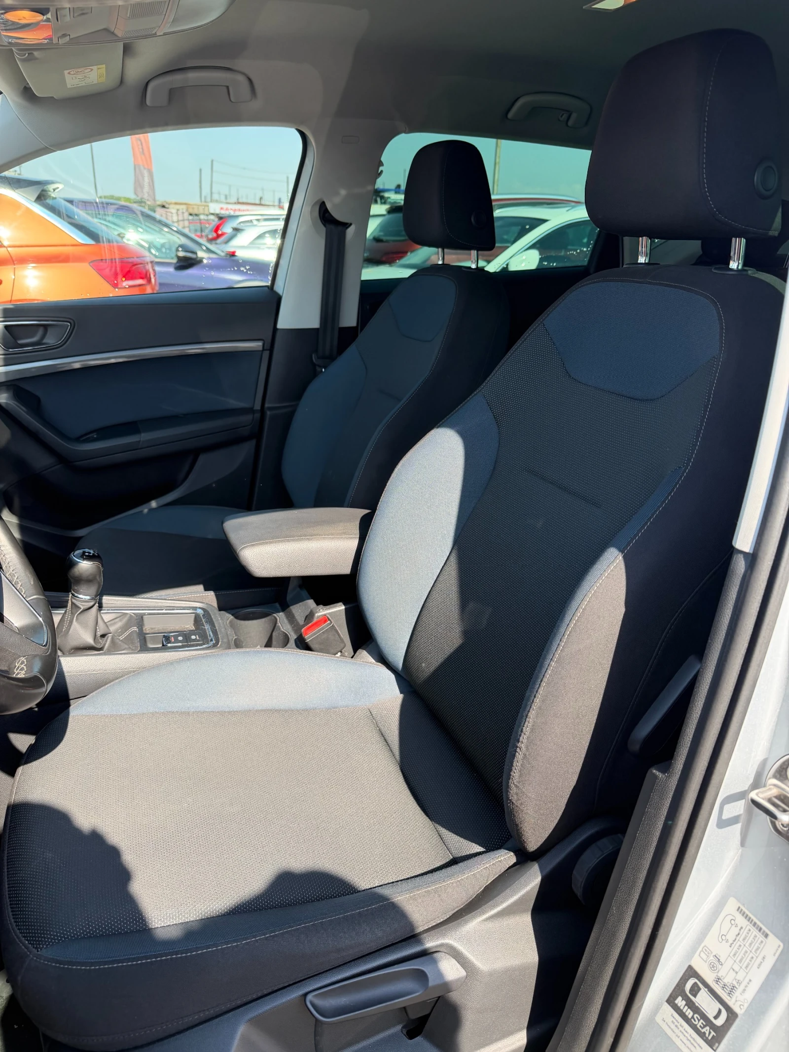 Seat Ateca 1.6TDI NAVI EURO 6, снимка 13 - Автомобили и джипове - 55101385