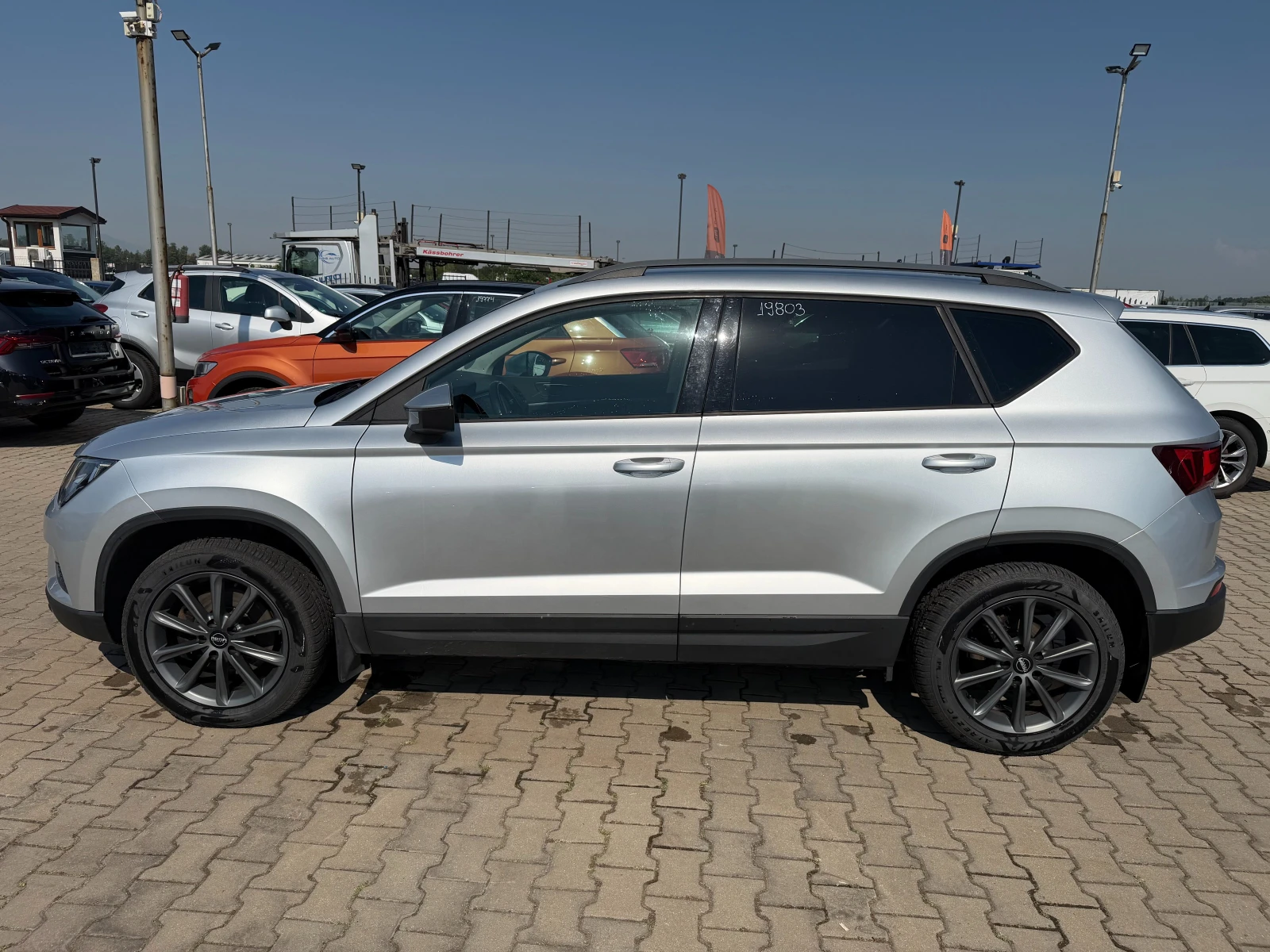 Seat Ateca 1.6TDI NAVI EURO 6, снимка 9 - Автомобили и джипове - 55101385