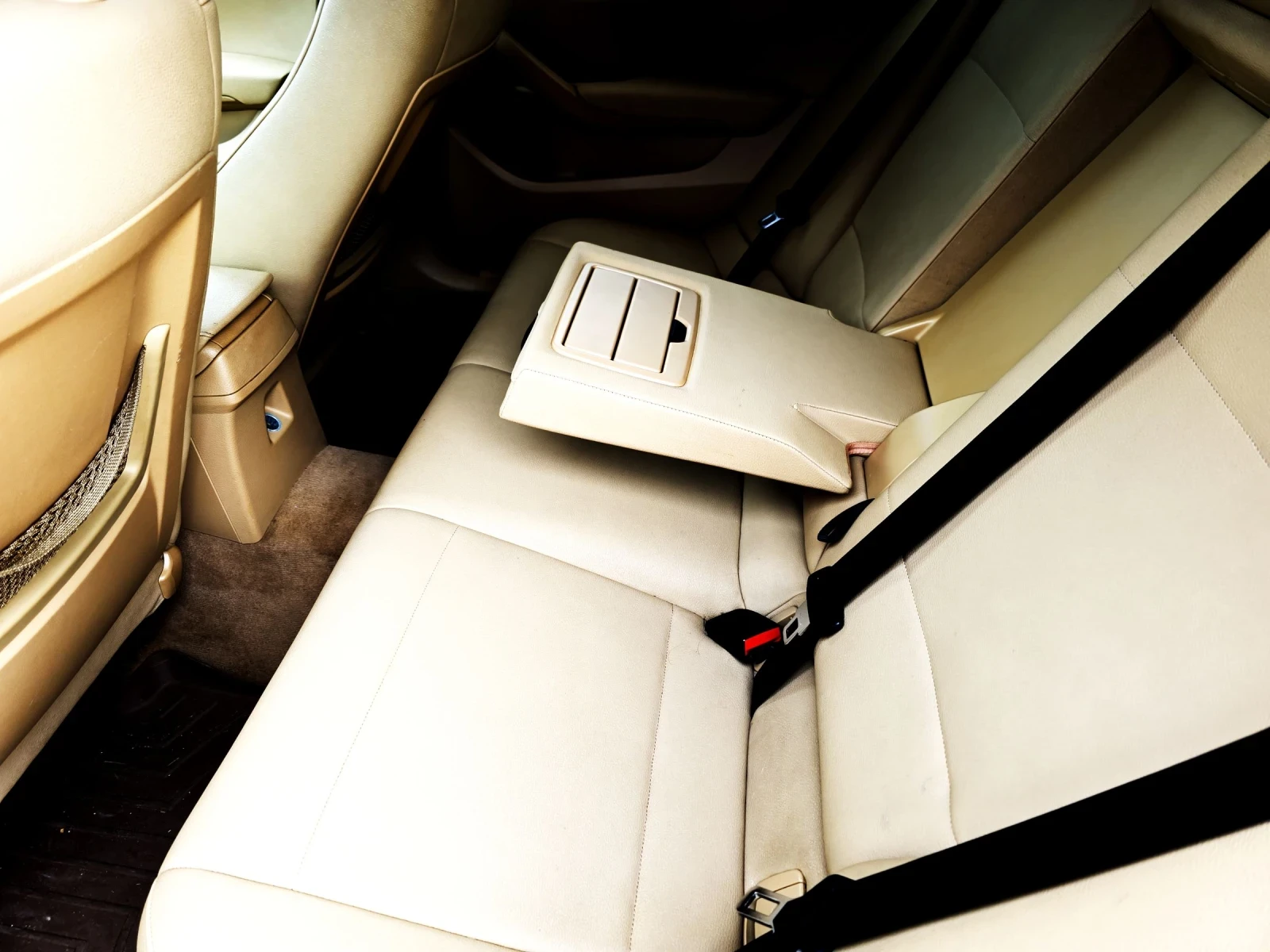 BMW X1 2.0 Т 245ps , снимка 7 - Автомобили и джипове - 55138495