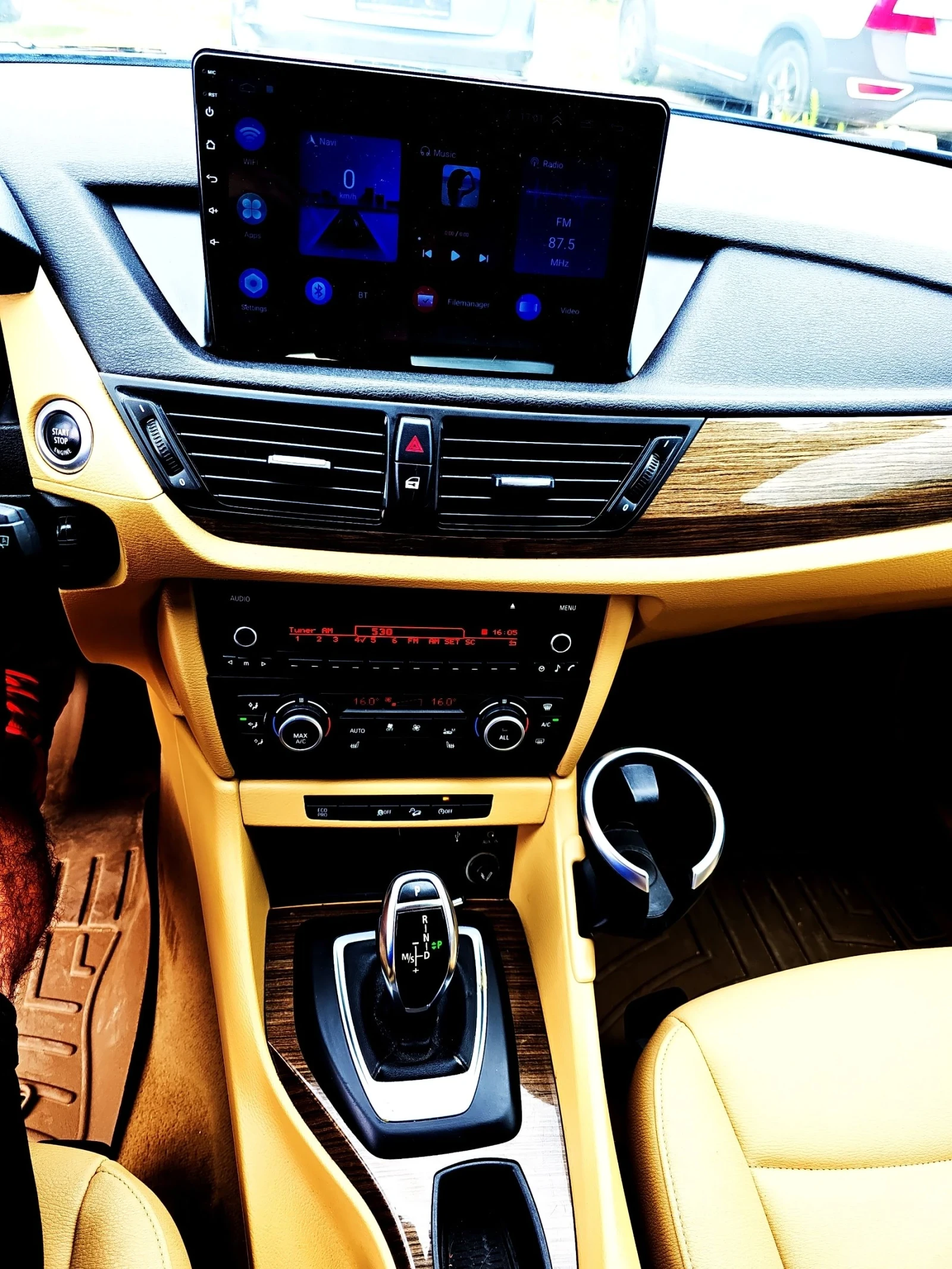 BMW X1 2.0 Т 245ps , снимка 13 - Автомобили и джипове - 55138495