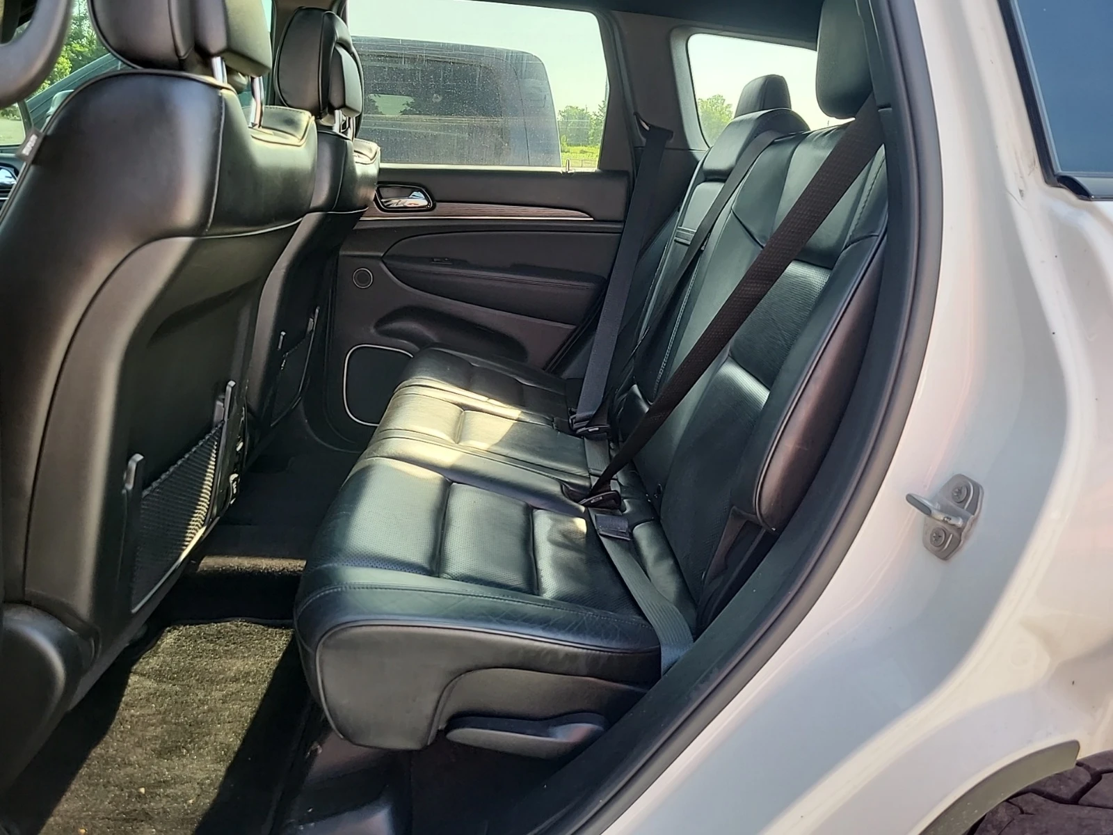 Jeep Grand cherokee HIGH ALTITUDE * 5.7 HEMI * AWD * CARFAX * , снимка 10 - Автомобили и джипове - 55338425
