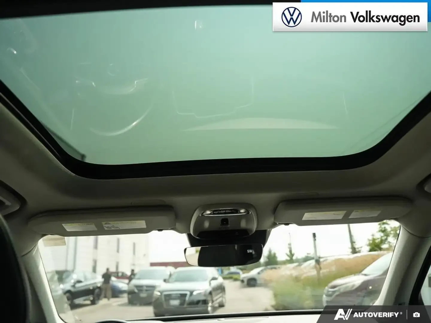 Volvo Xc90 T6* MOMENTUM* ДИГИТАЛНО* ТАБЛО* КАМЕРА* МАСАЖ* ДИС, снимка 15 - Автомобили и джипове - 55597916