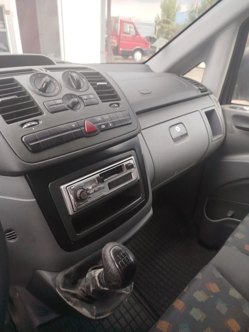 Mercedes-Benz Vito, снимка 11 - Бусове и автобуси - 46989536