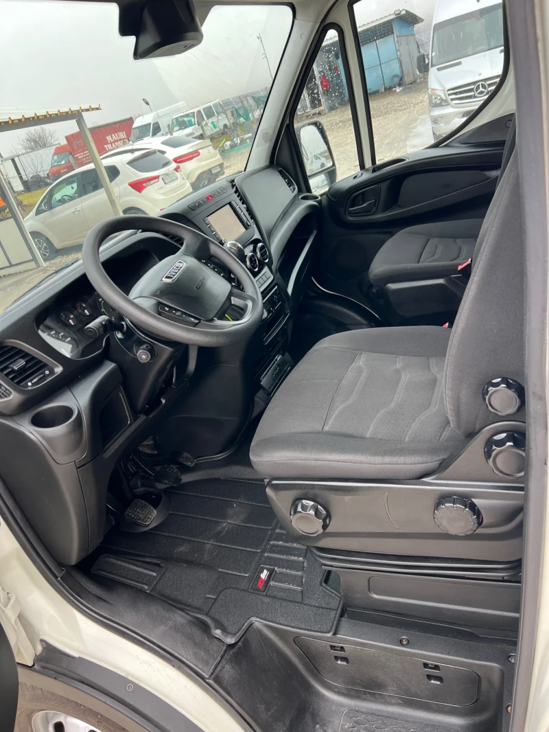 Iveco 35c15 ДЪЛЖИНА 5.10 М - EURO 6 - КЛИМАТРОНИК, снимка 16 - Бусове и автобуси - 53237400