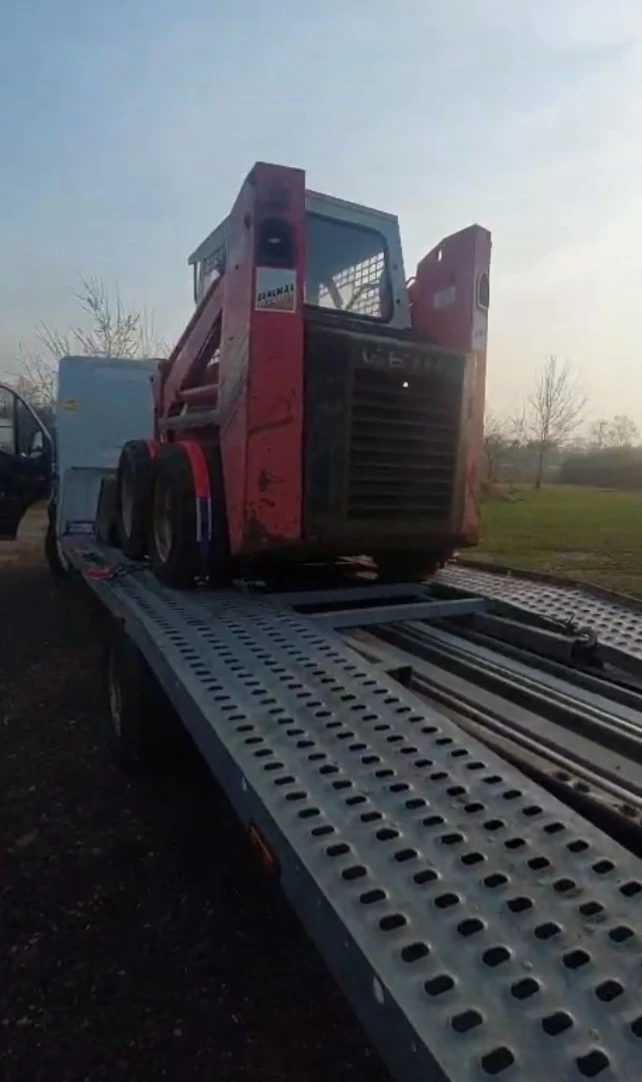 Мини челни товарачи GEHL Sl4610, снимка 4 - Индустриална техника - 54085702