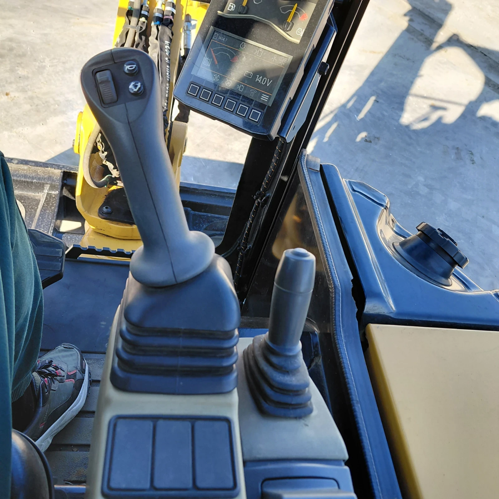 ����� Cat 303CR * �������� *  | Mobile.bg � ����������� 10